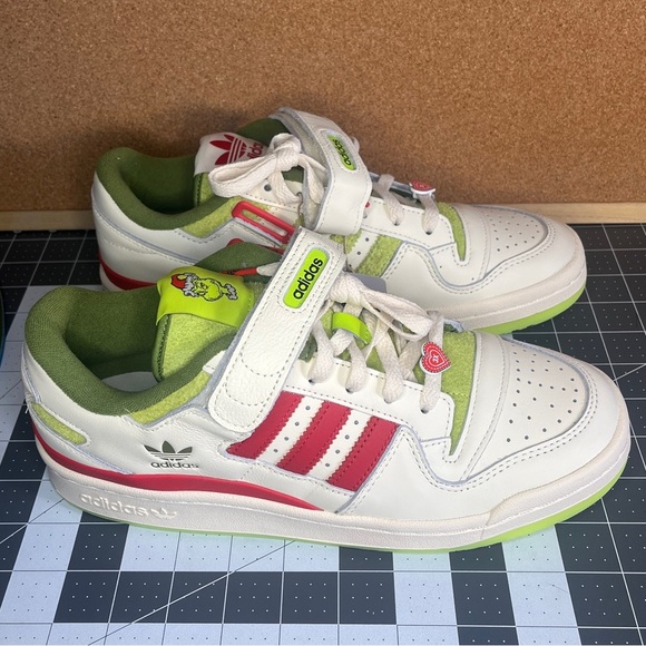 Adidas forum THE GRINCH - Picture 2 of 14